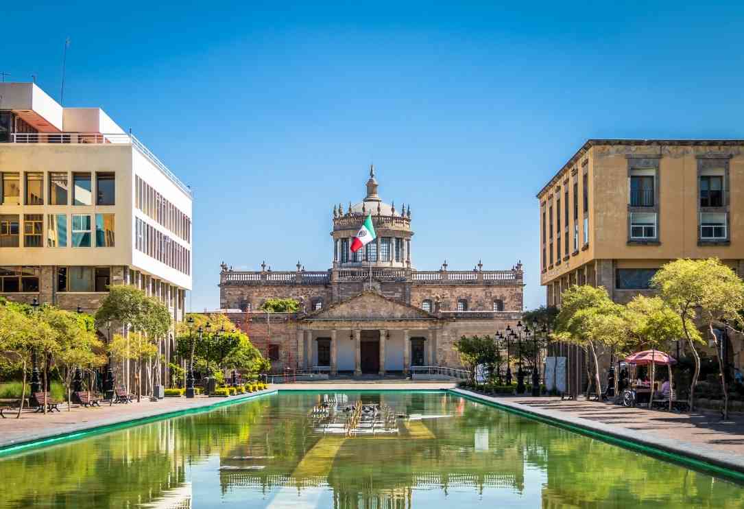 living in Guadalajara