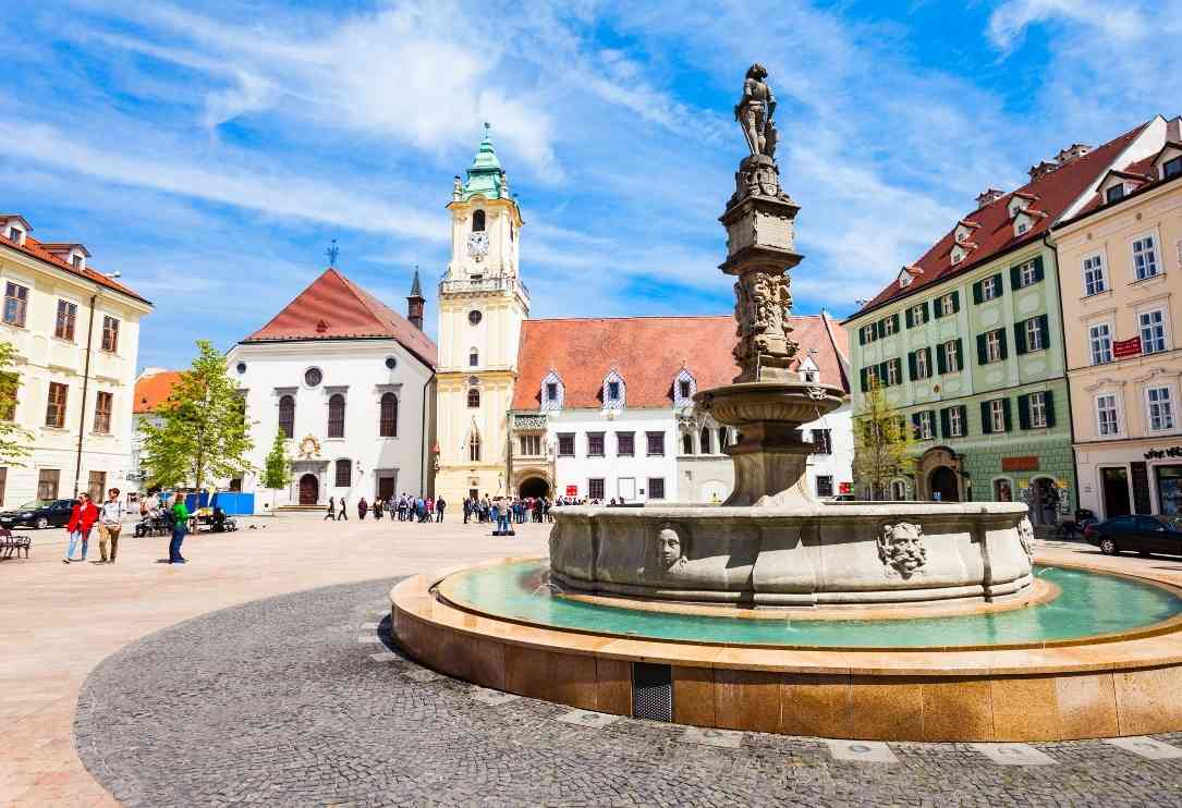 bratislava solo travel